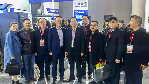湖南省植保站領(lǐng)導(dǎo)一行與托普云農(nóng)總經(jīng)理陳渝陽