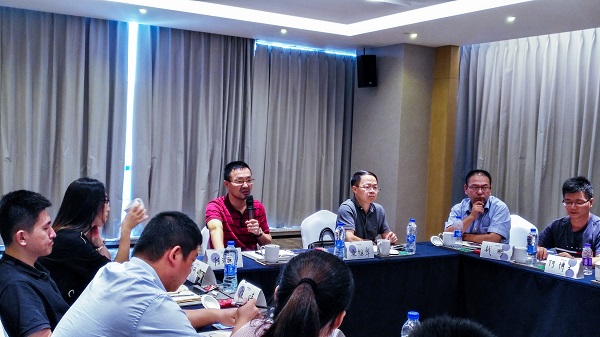 以精品鍛造品牌:2018托普云農(nóng)半年度總結(jié)會議召開